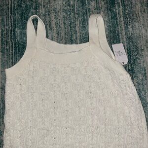 BRAND NEW WHITE TANK SWEATER NEVER WORN